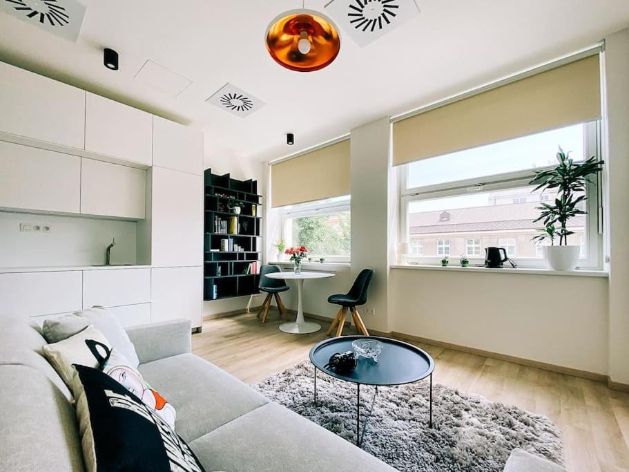 New Studio In Quiet Part Of The City Center 布拉迪斯拉发 外观 照片